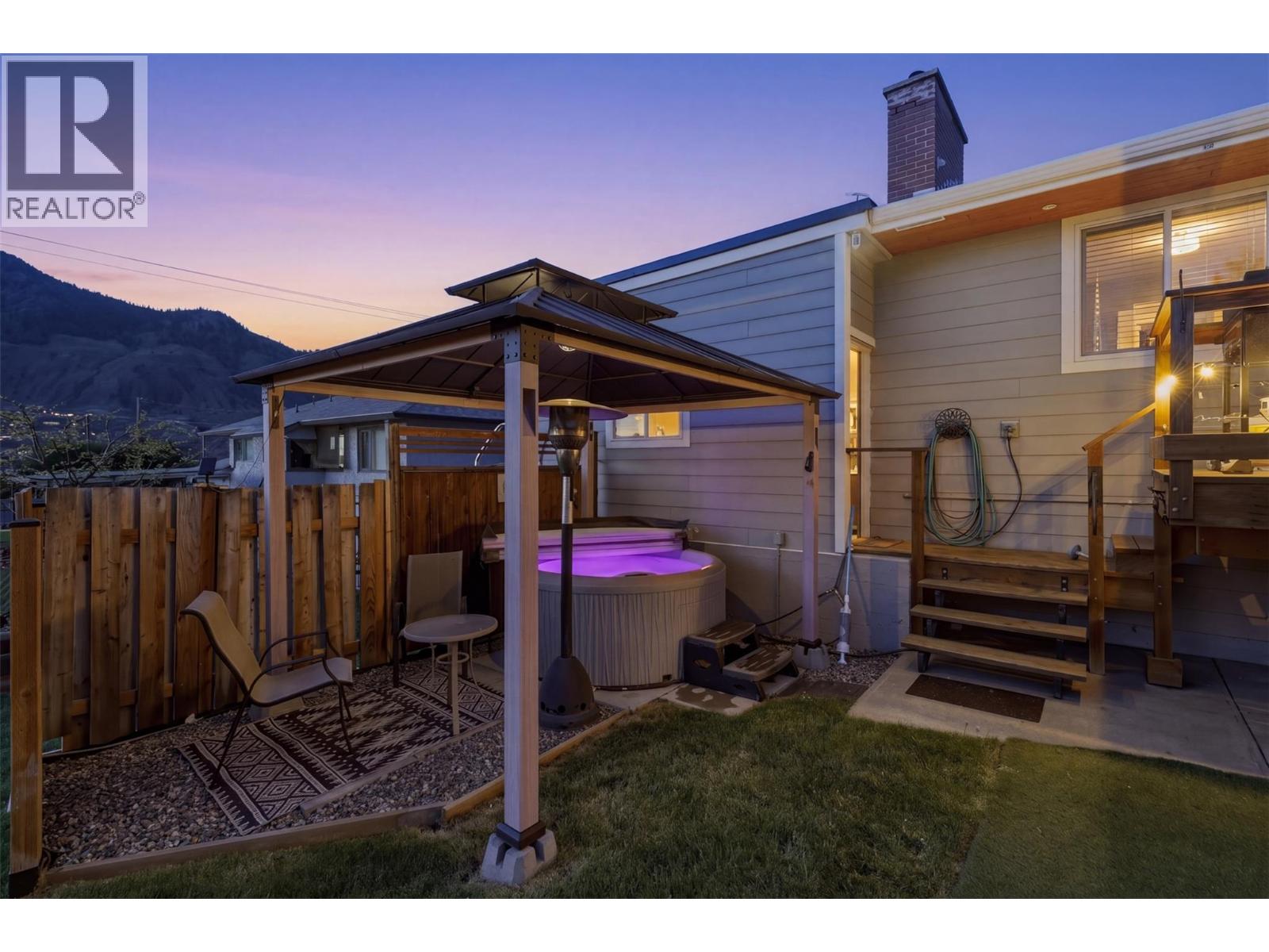 1807 ORCHARD Drive - 30