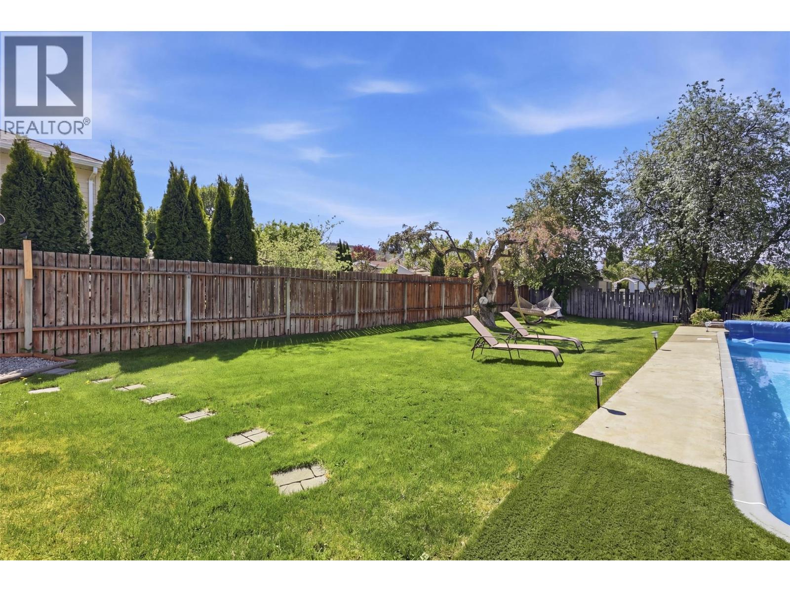 1807 ORCHARD Drive - 37