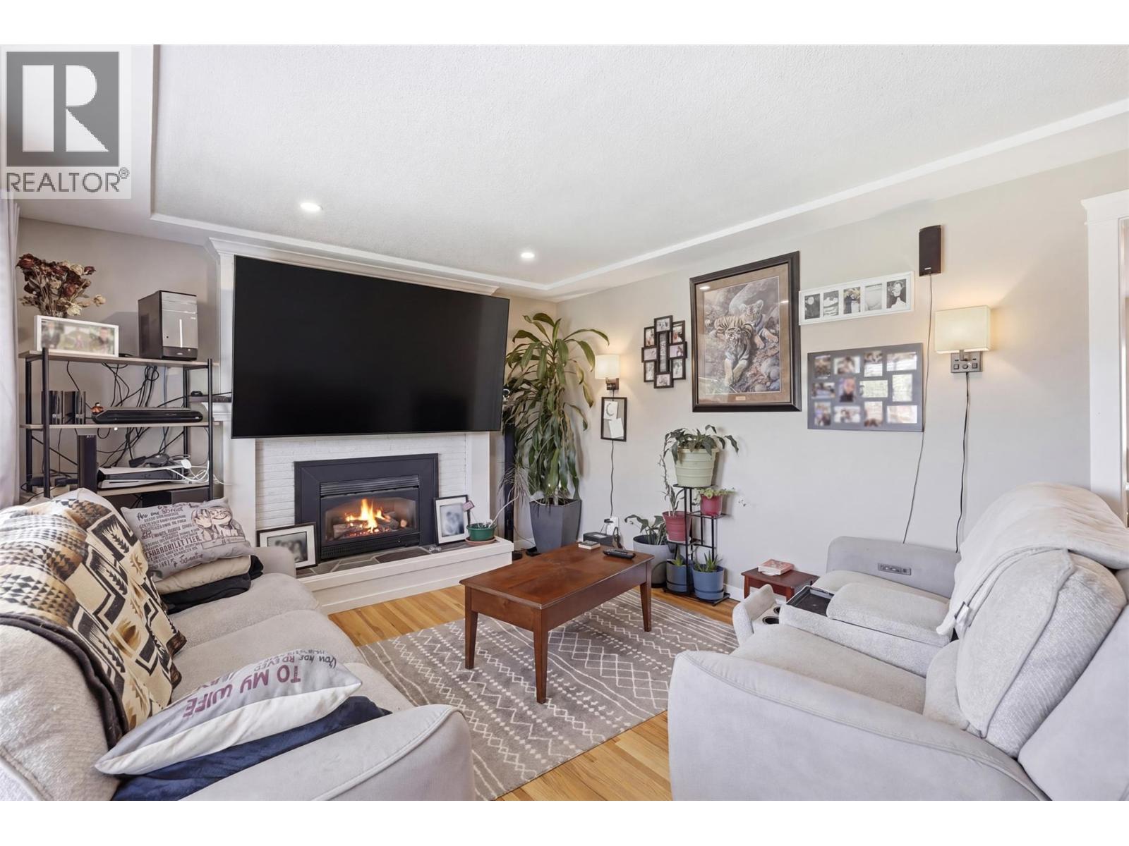 1807 ORCHARD Drive - 10