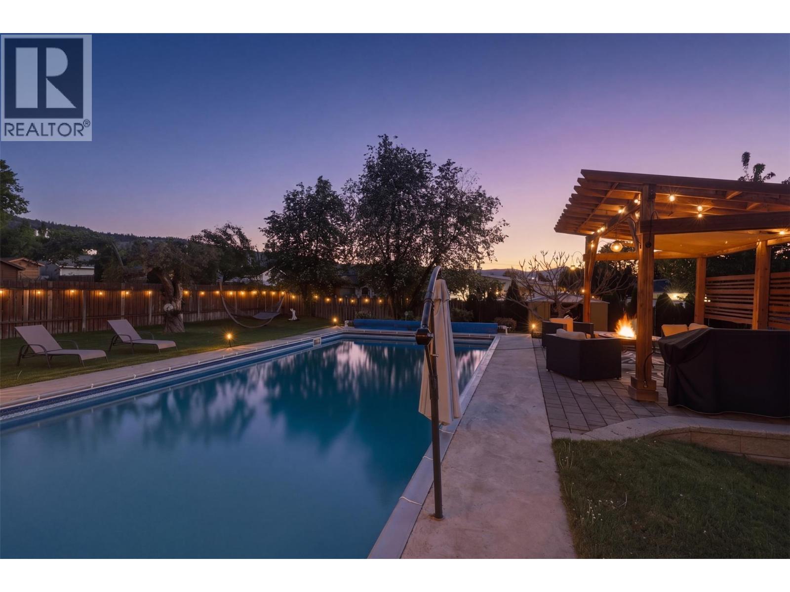 1807 ORCHARD Drive - Image 3