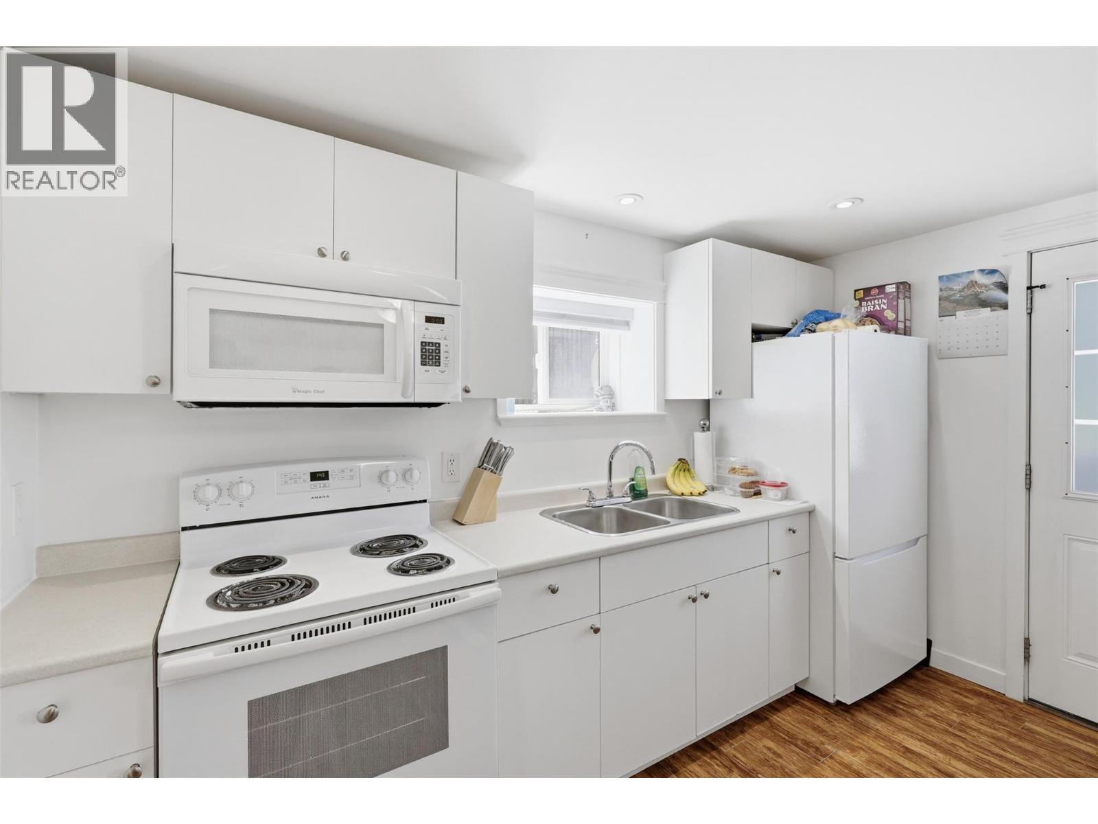 1807 ORCHARD Drive - 20
