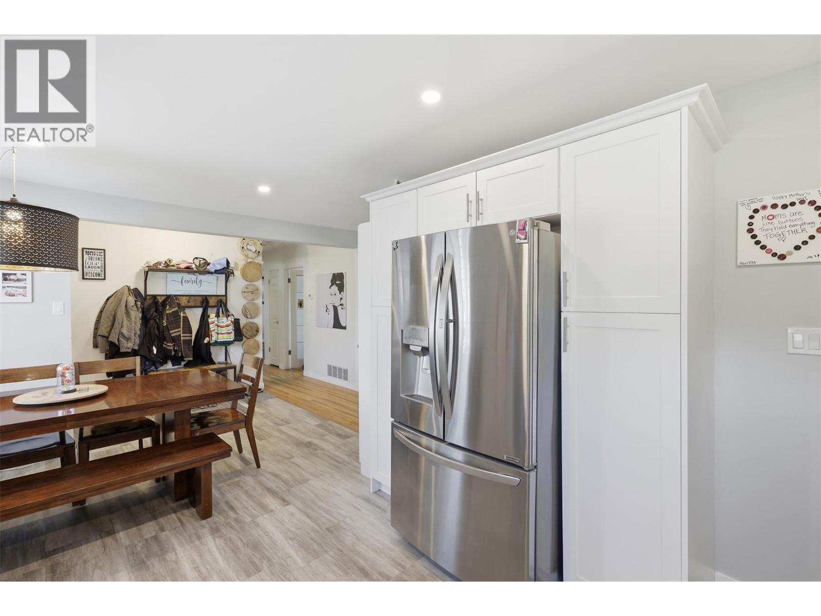 1807 ORCHARD Drive - 9