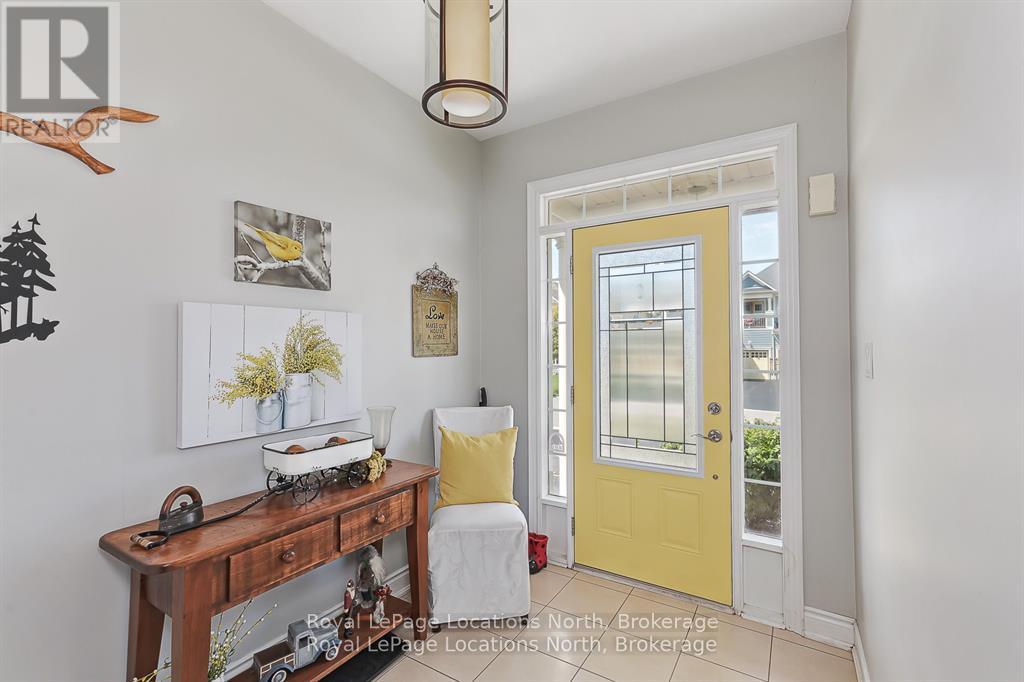 35 SANDY COAST CRESCENT - 4