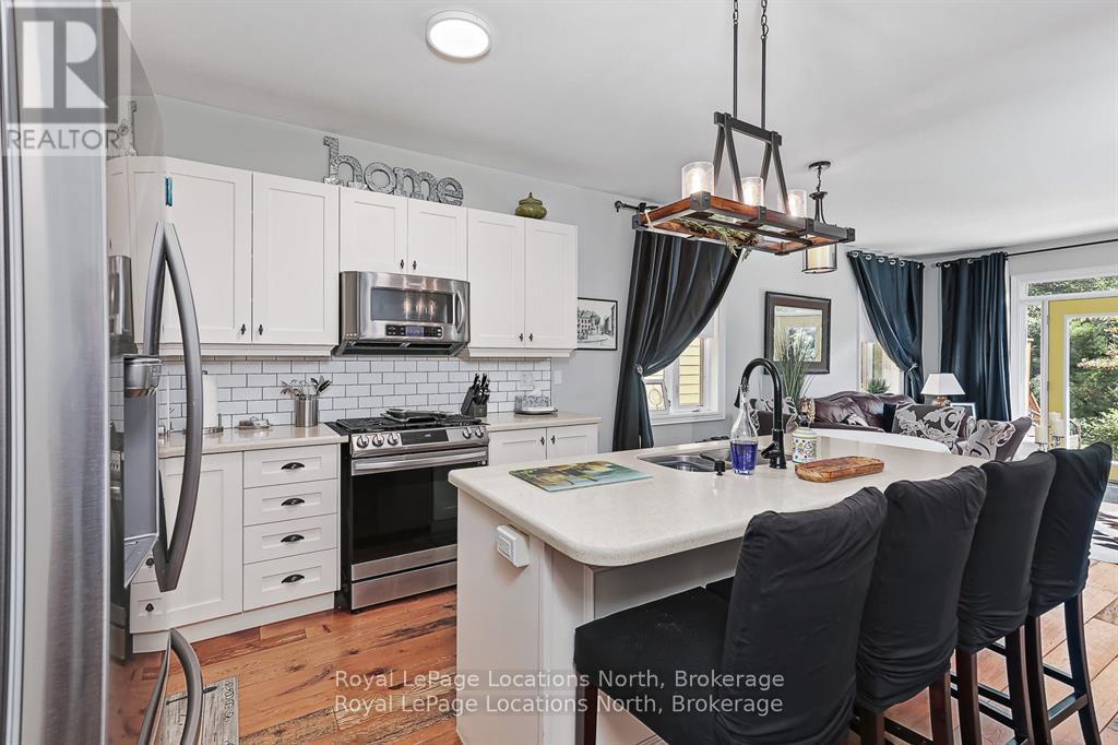 35 SANDY COAST CRESCENT - 7