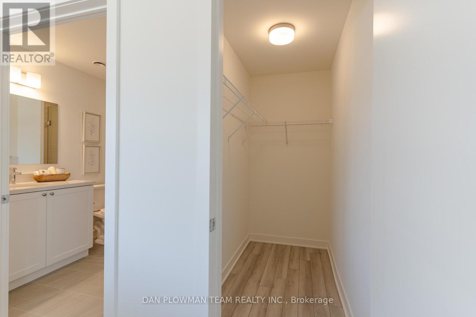 #321 51 CLARINGTON BOULEVARD - 18