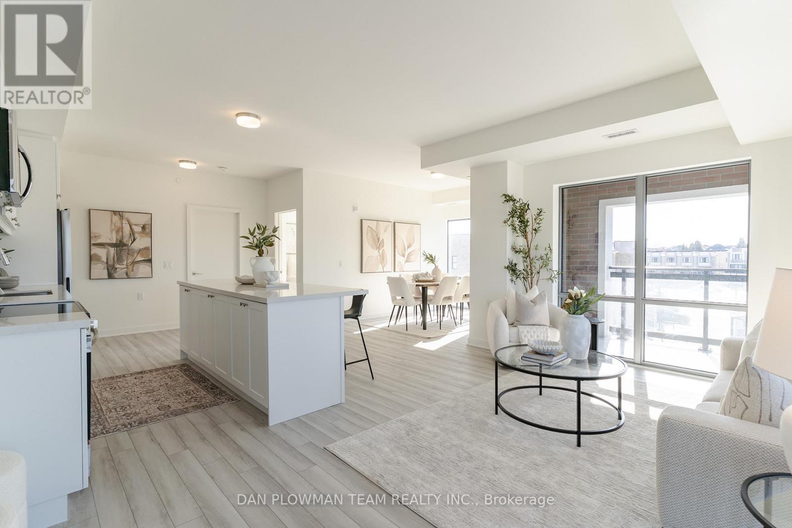#321 51 CLARINGTON BOULEVARD - 2