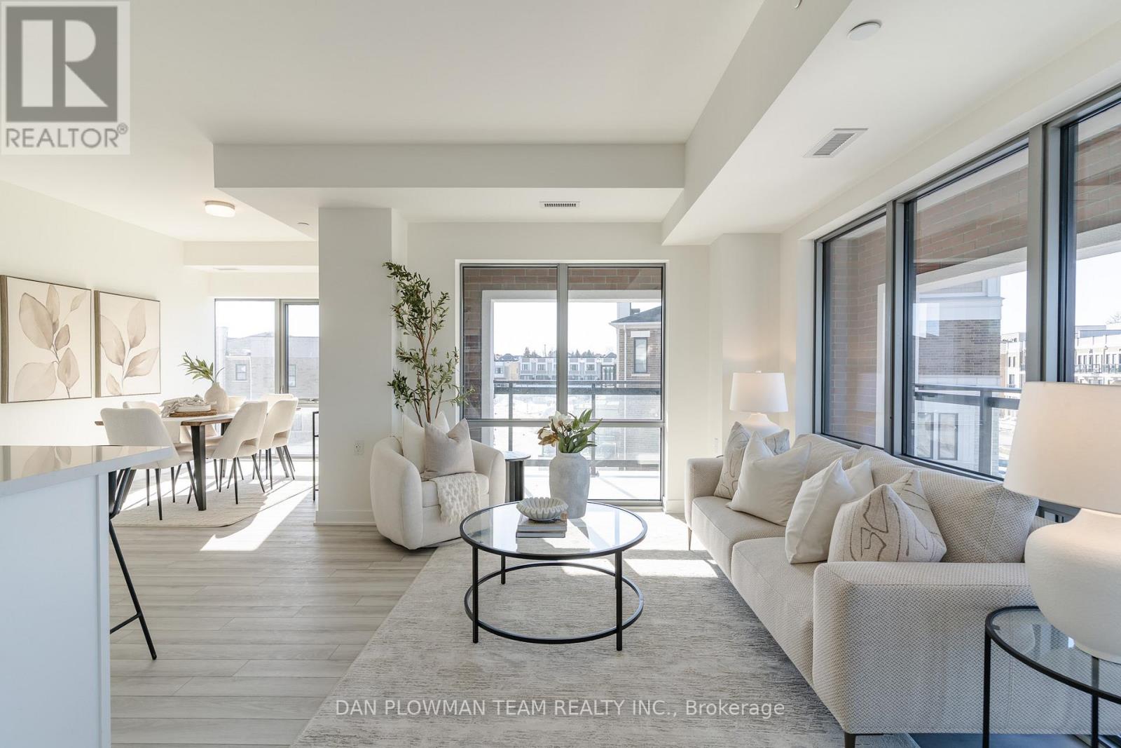 #321 51 CLARINGTON BOULEVARD - 3