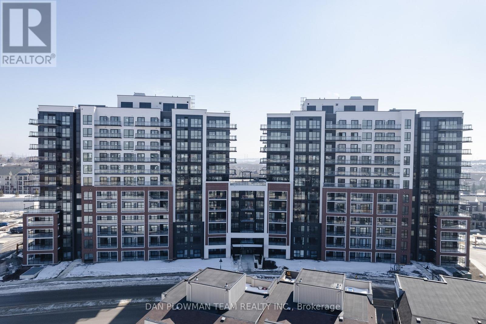 #321 51 CLARINGTON BOULEVARD - 34