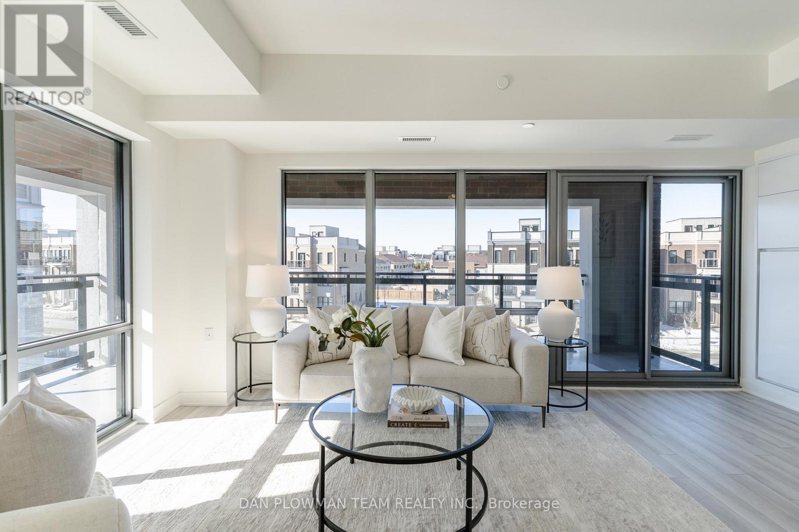 #321 51 CLARINGTON BOULEVARD - 4