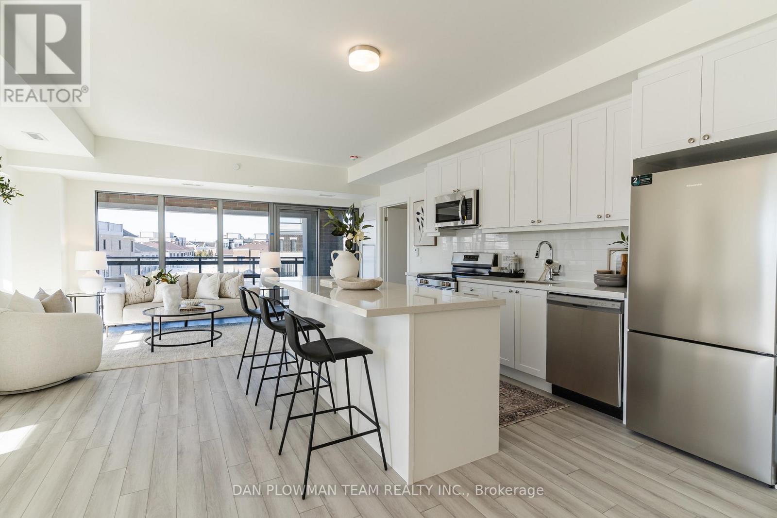 #321 51 CLARINGTON BOULEVARD - 9
