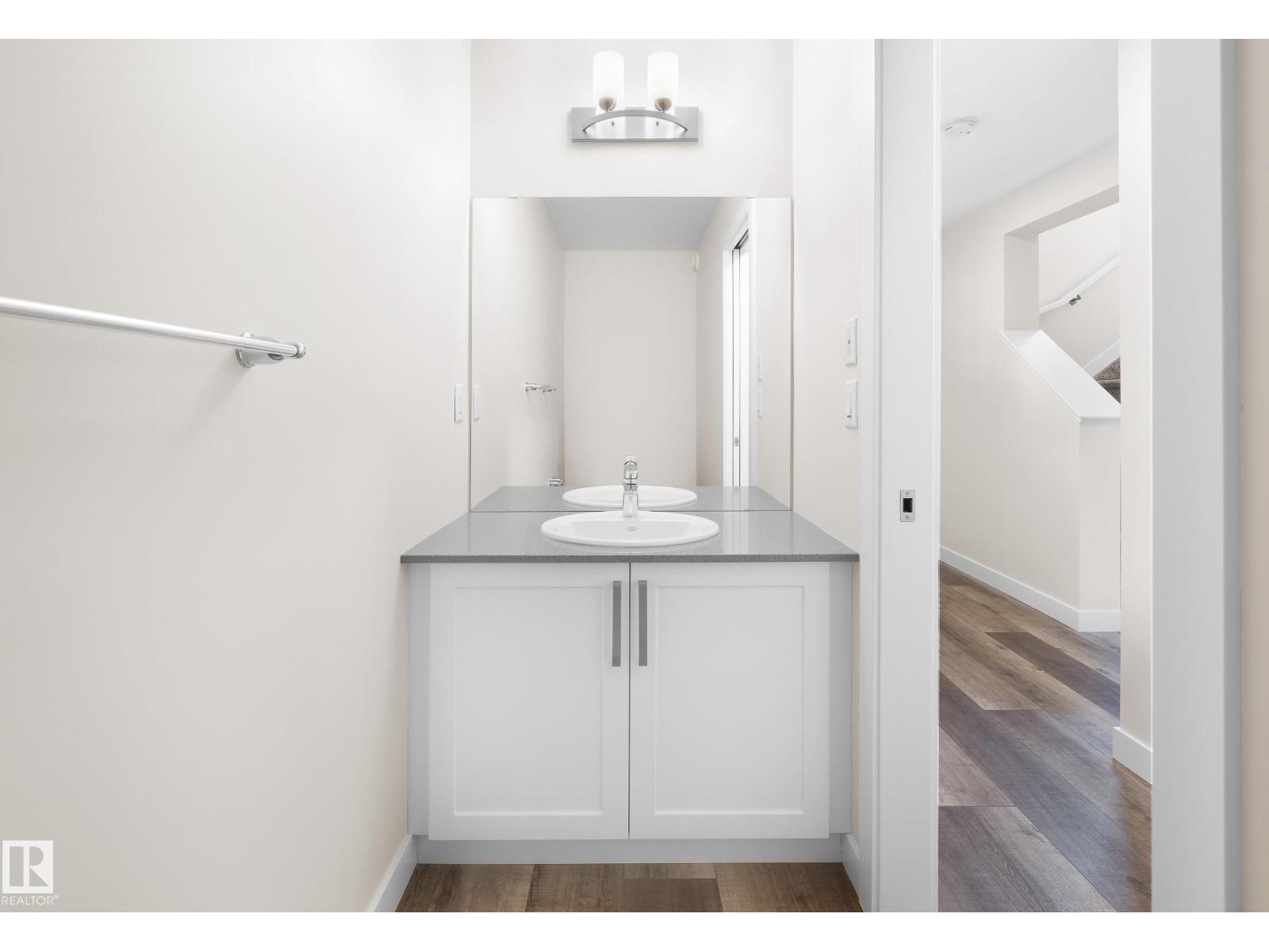 752 Berg LO, Leduc