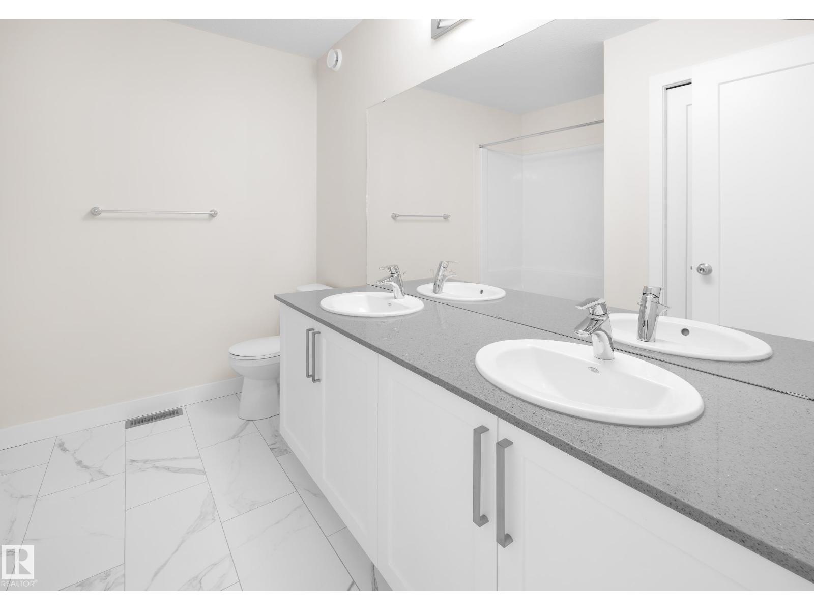 752 Berg LO, Leduc