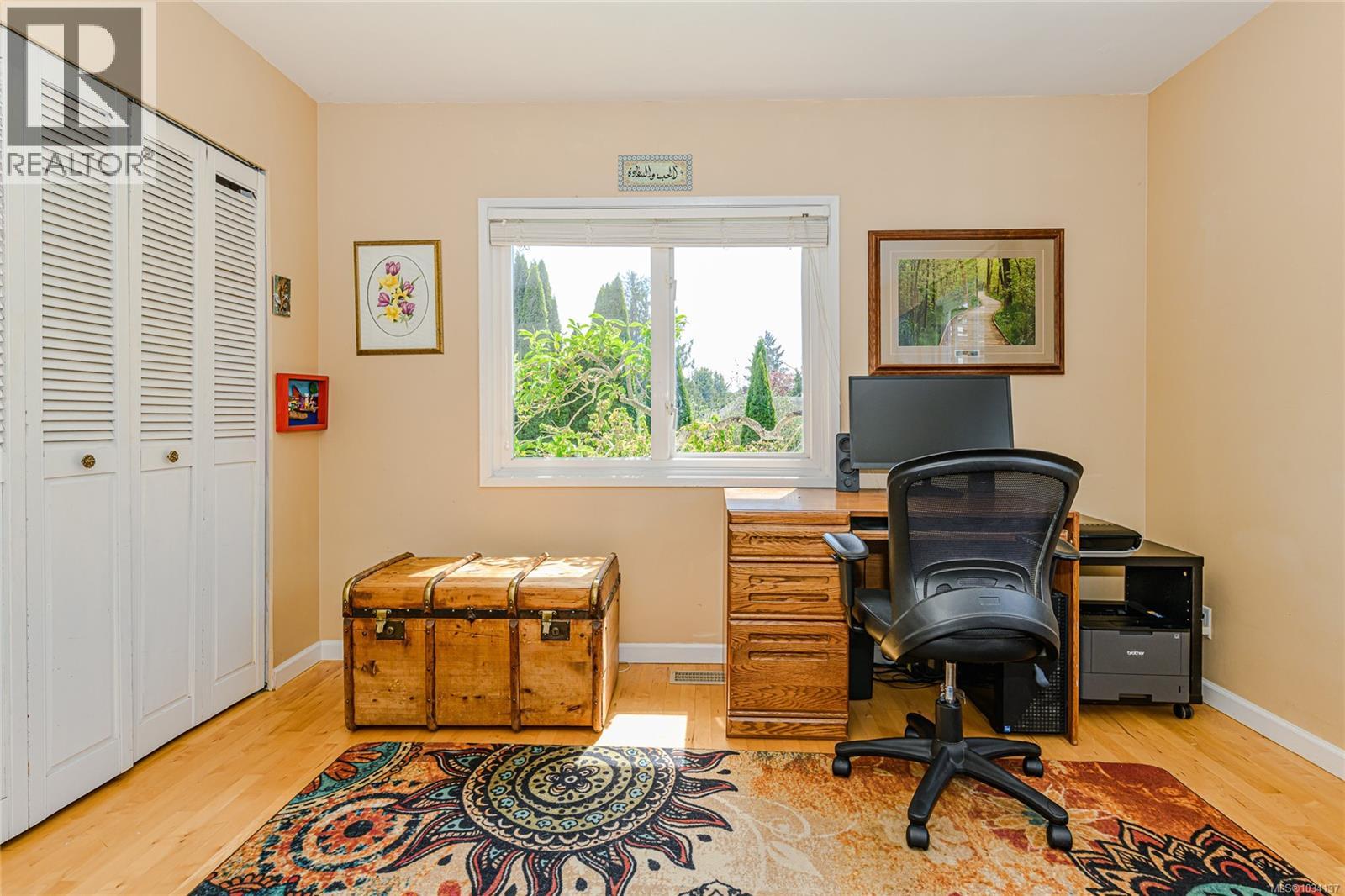  987 McBriar Avenue, Saanich