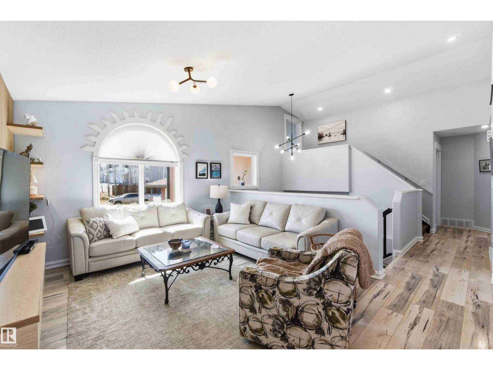 4328 48A Ave — photo 12