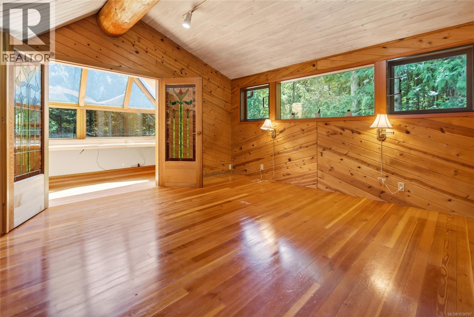4425 Forbidden Plateau Rd - 29