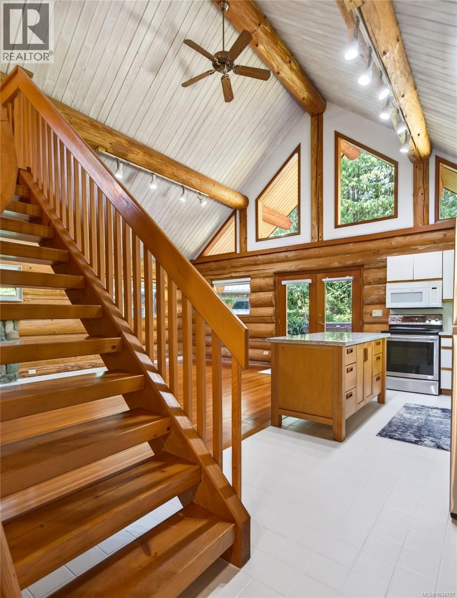 4425 Forbidden Plateau Rd - 26