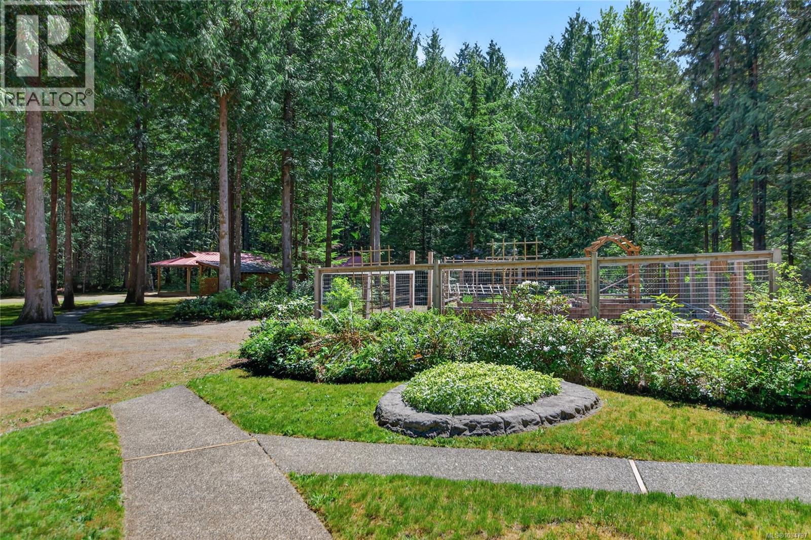 4425 Forbidden Plateau Rd - 64