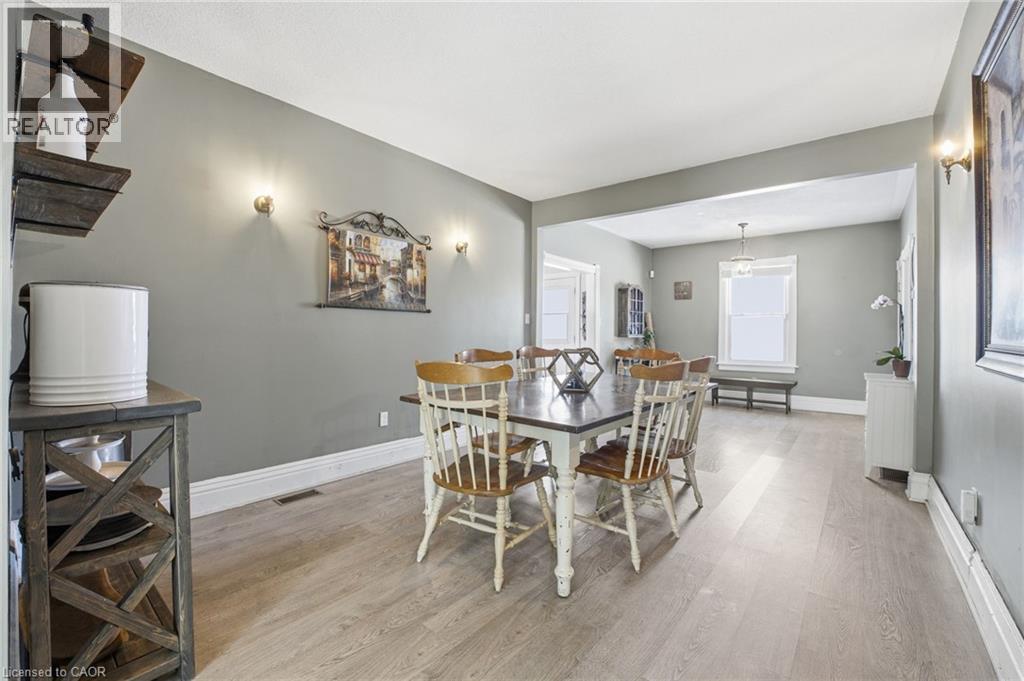 211 ROBINSON Road - 15