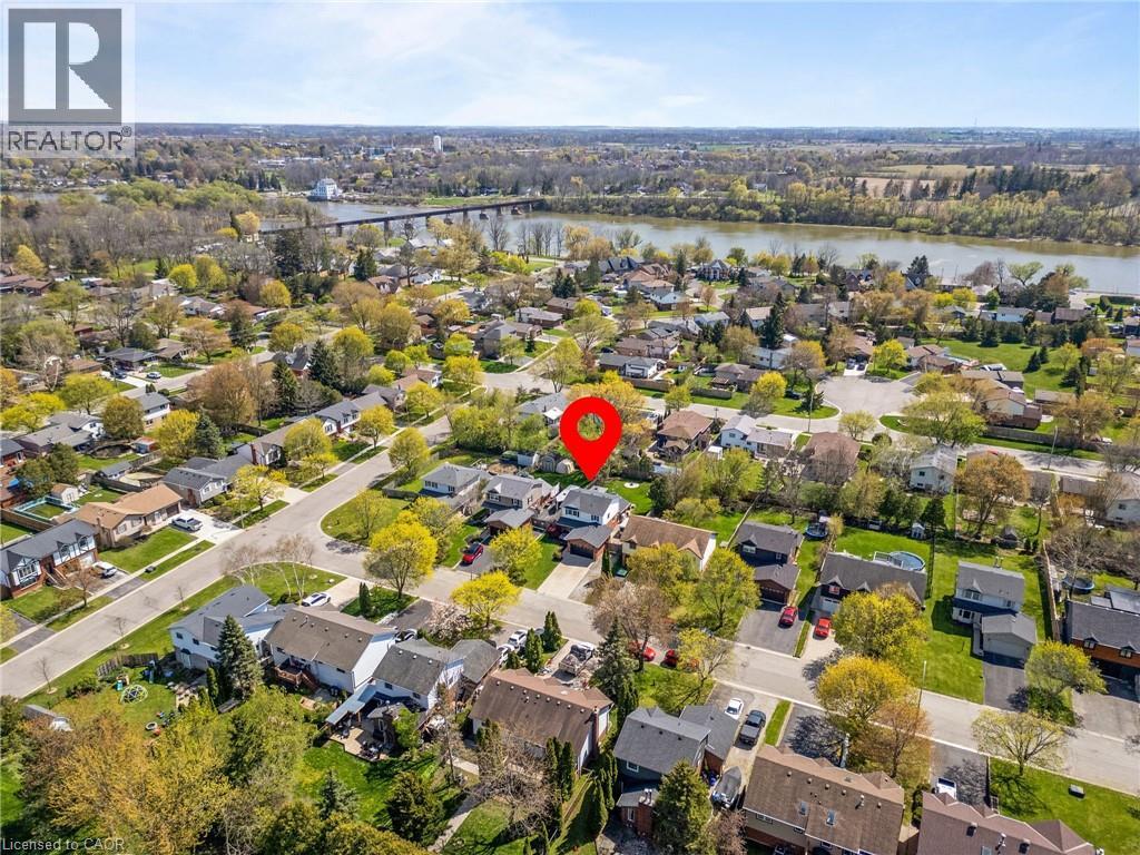 5 MACMILLAN Street, Caledonia, Ontario, N3W1A1 — Photo 7