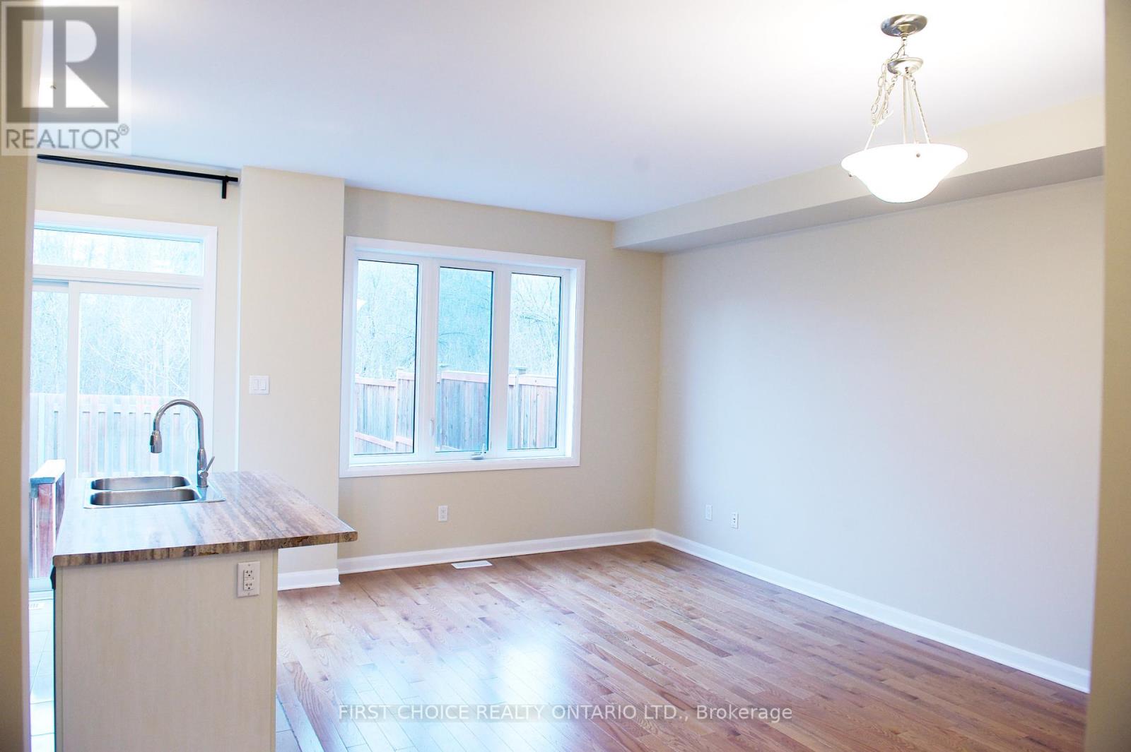 222 GEYSER PLACE - 14