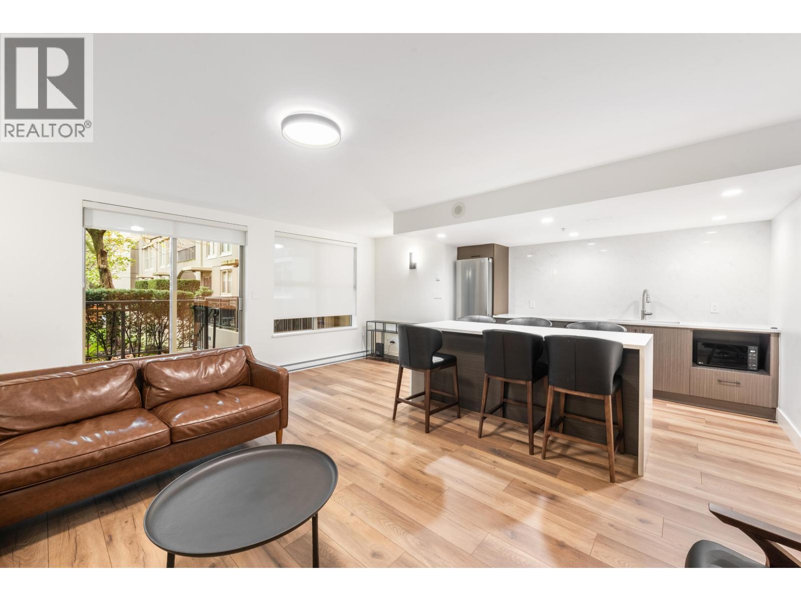 1 Bed, 1 Bath House for Sale in Vancouver – 1203 969 RICHARDS STREET, Vancouver - Image 6