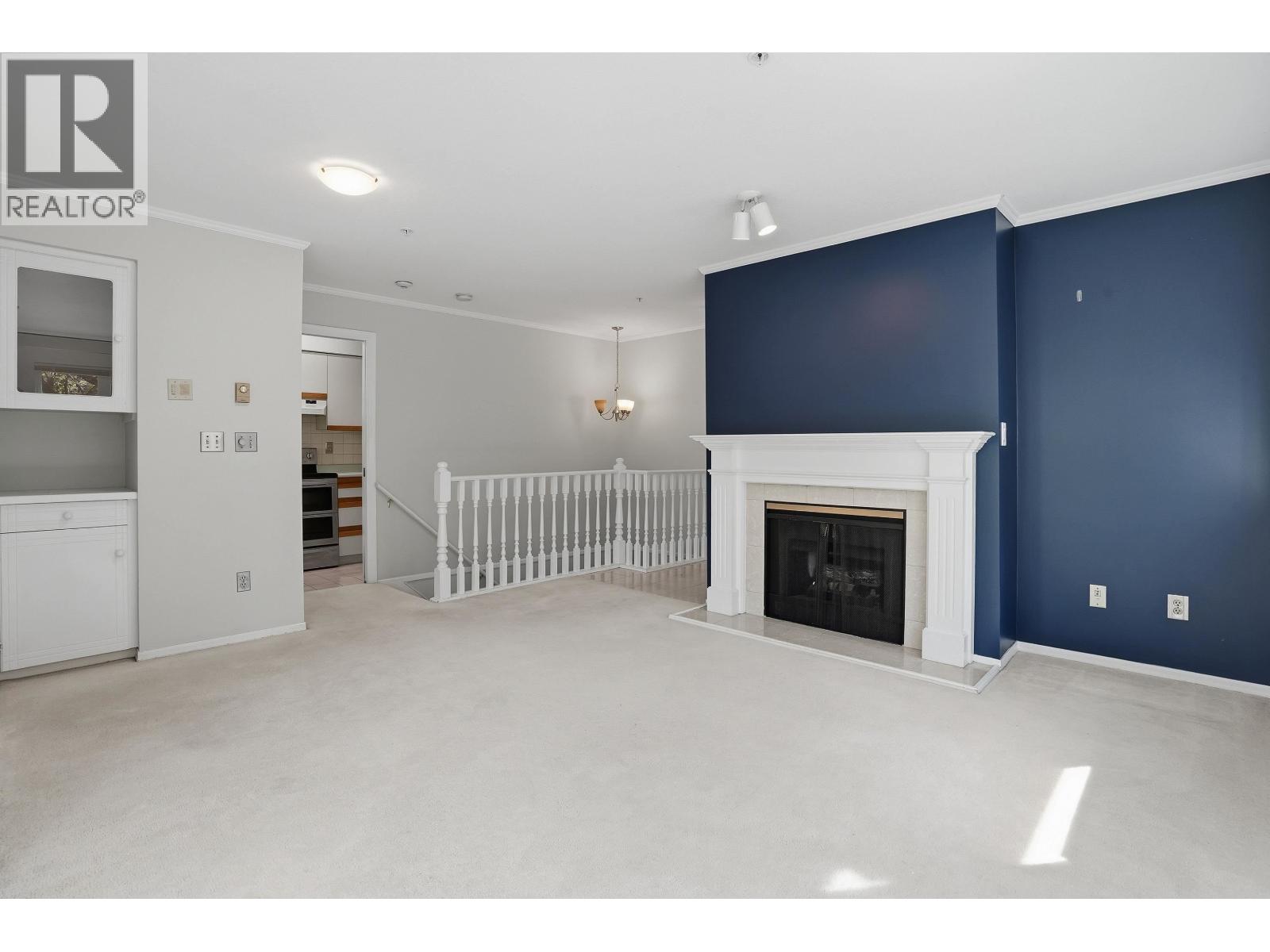 737 W 7TH AVENUE