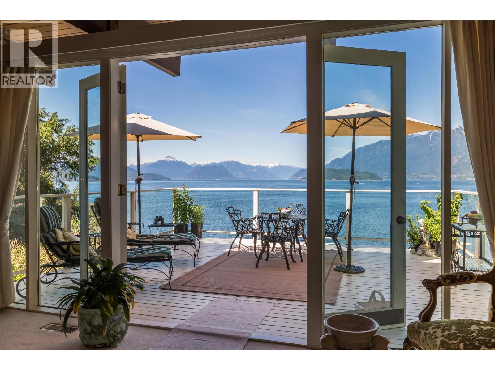 7145 CLIFF ROAD, West Vancouver