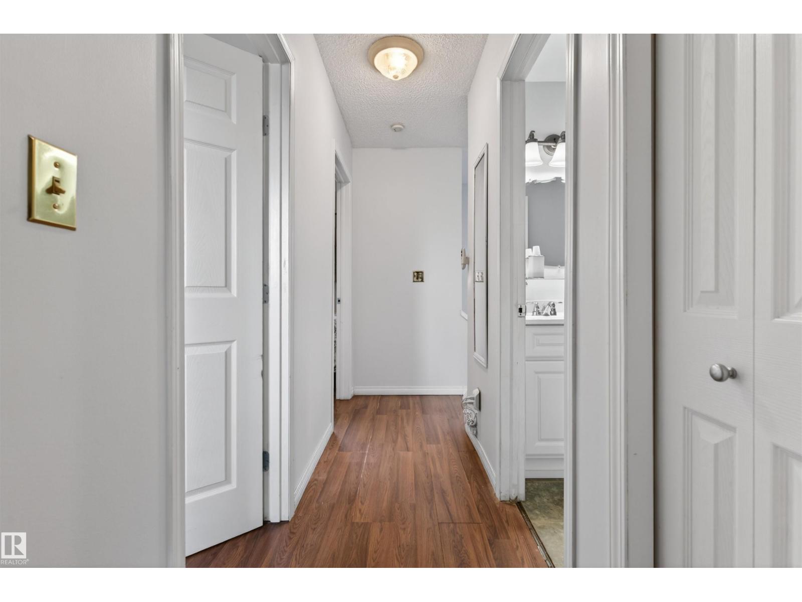 #205 13831 24 ST NW NW, Edmonton