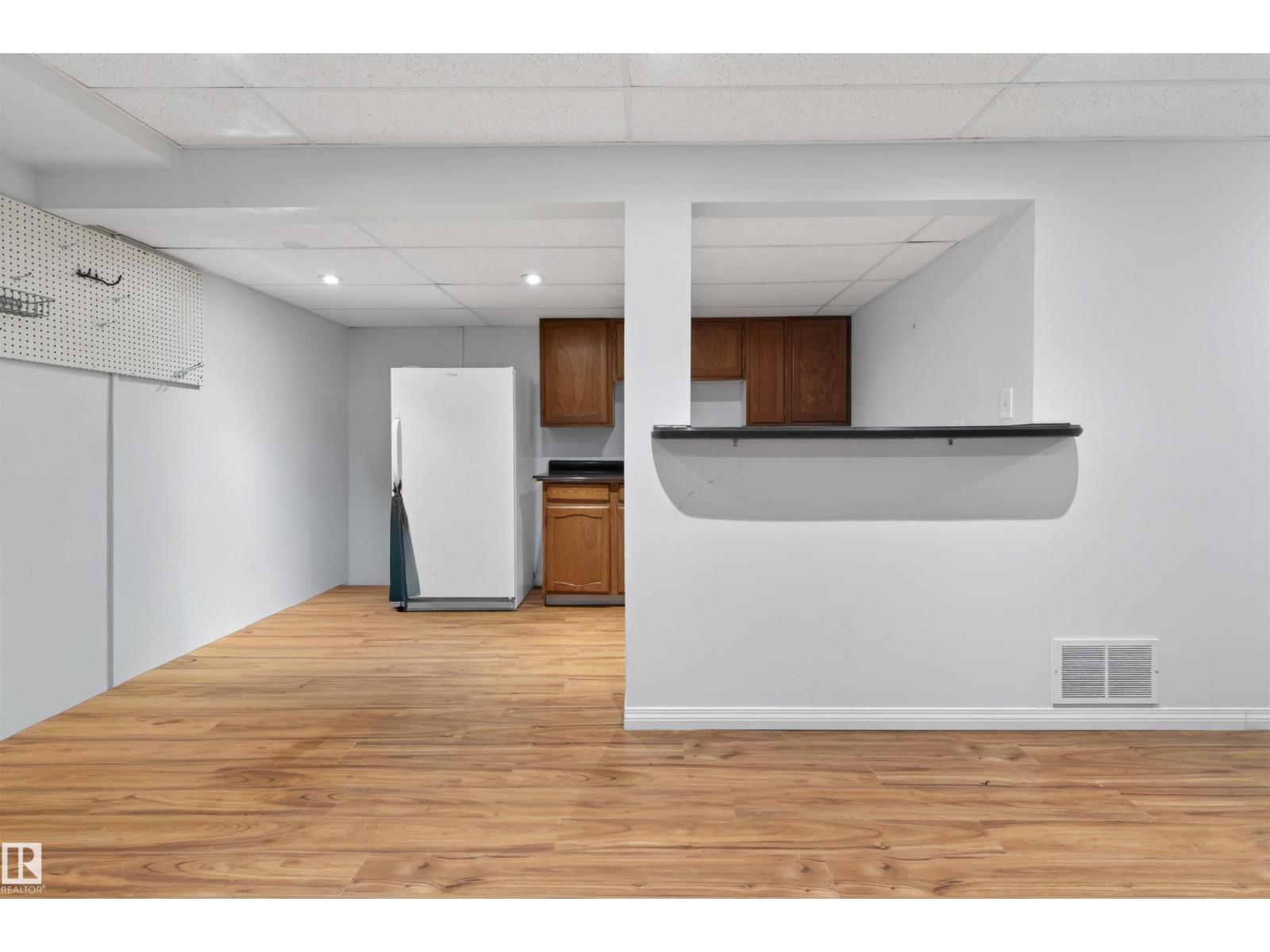 #205 13831 24 ST NW NW, Edmonton