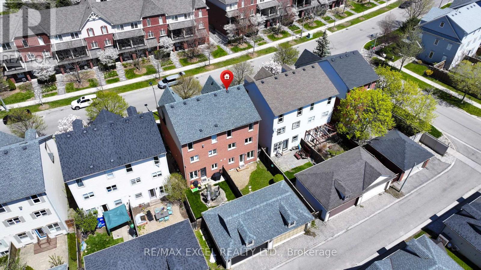 98 GEORGIAN DRIVE - 3