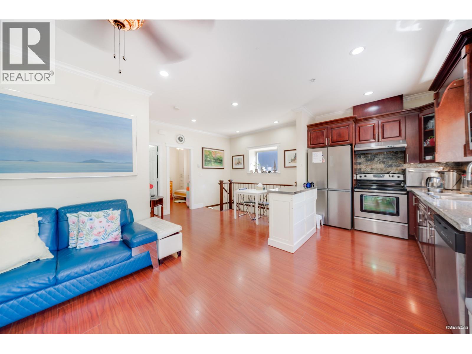 4 Bed, 3 Bath House for Sale in Vancouver – 1023 E 8TH AVENUE, Vancouver - Image 13