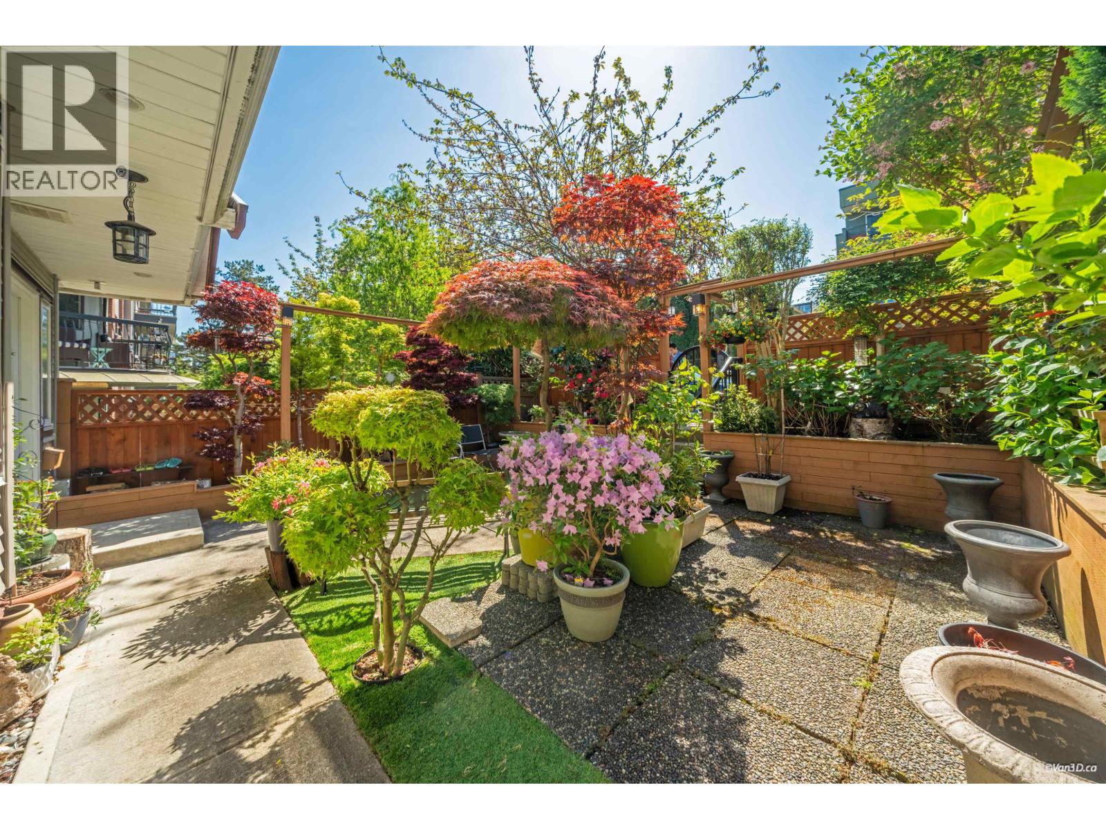 4 Bed, 3 Bath House for Sale in Vancouver – 1023 E 8TH AVENUE, Vancouver - Image 8