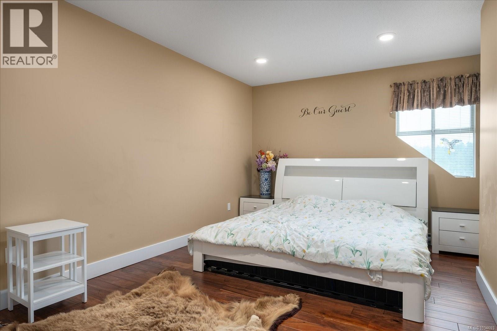 #703 540 Stewart Ave - 20