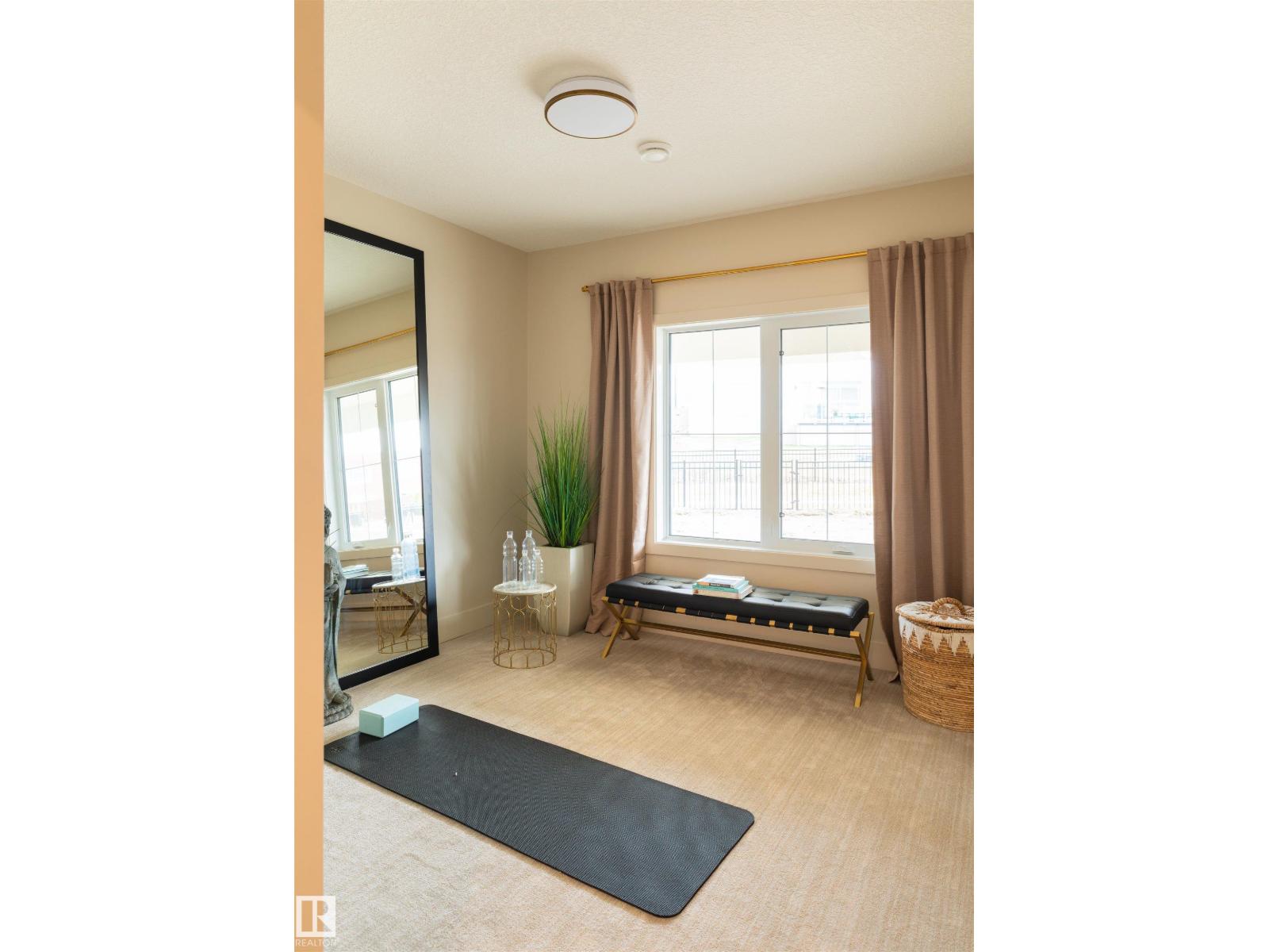 8 JARDIN PL, St. Albert