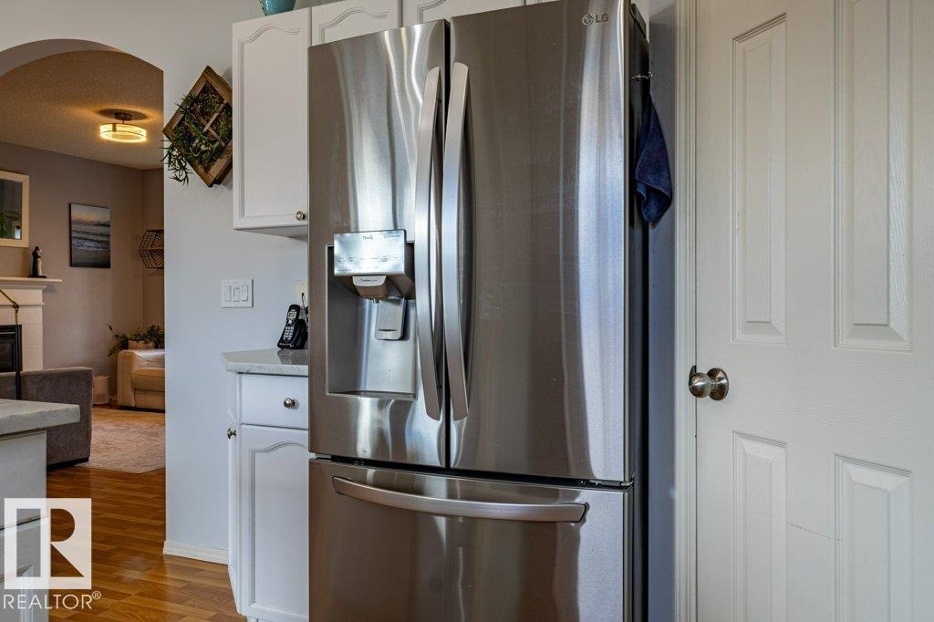 1676 TOMLINSON CM NW, Edmonton
