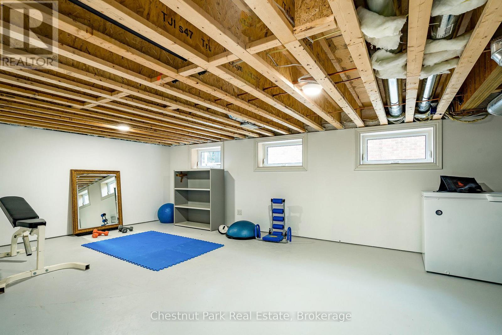 47 GLEN ROAD - 45