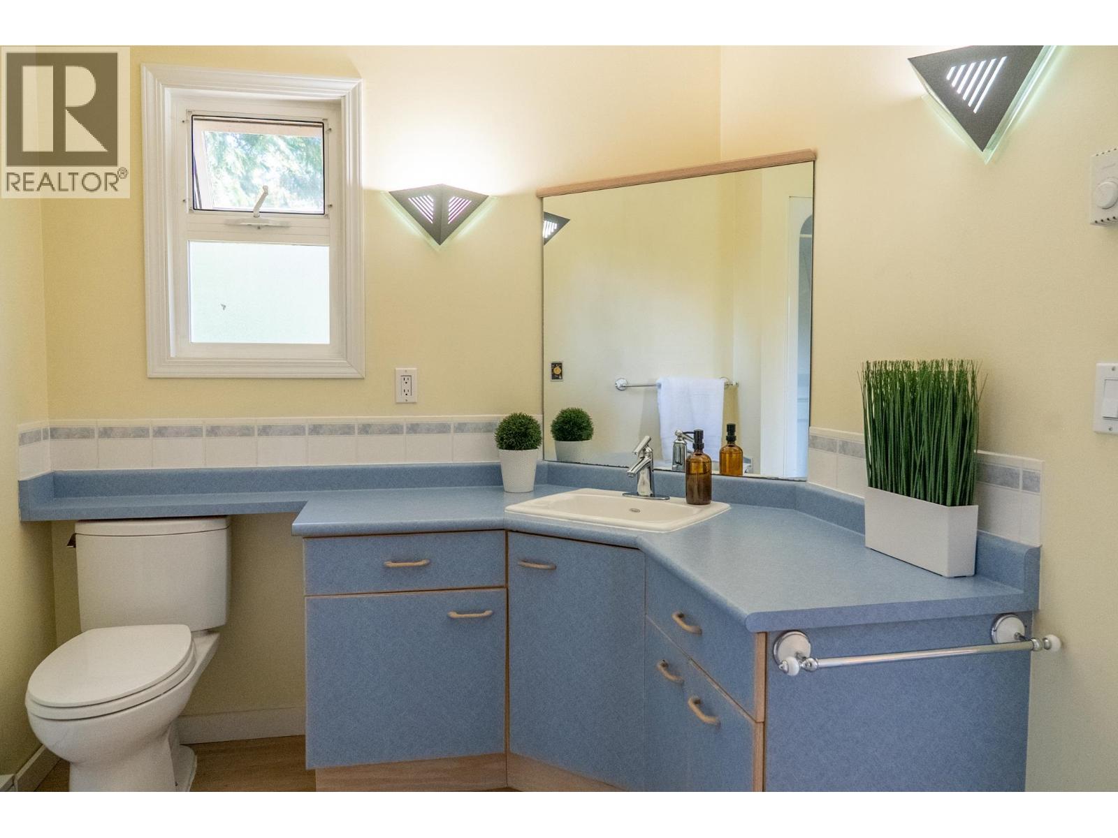 37267 SCHOONER WAY, Pender Island