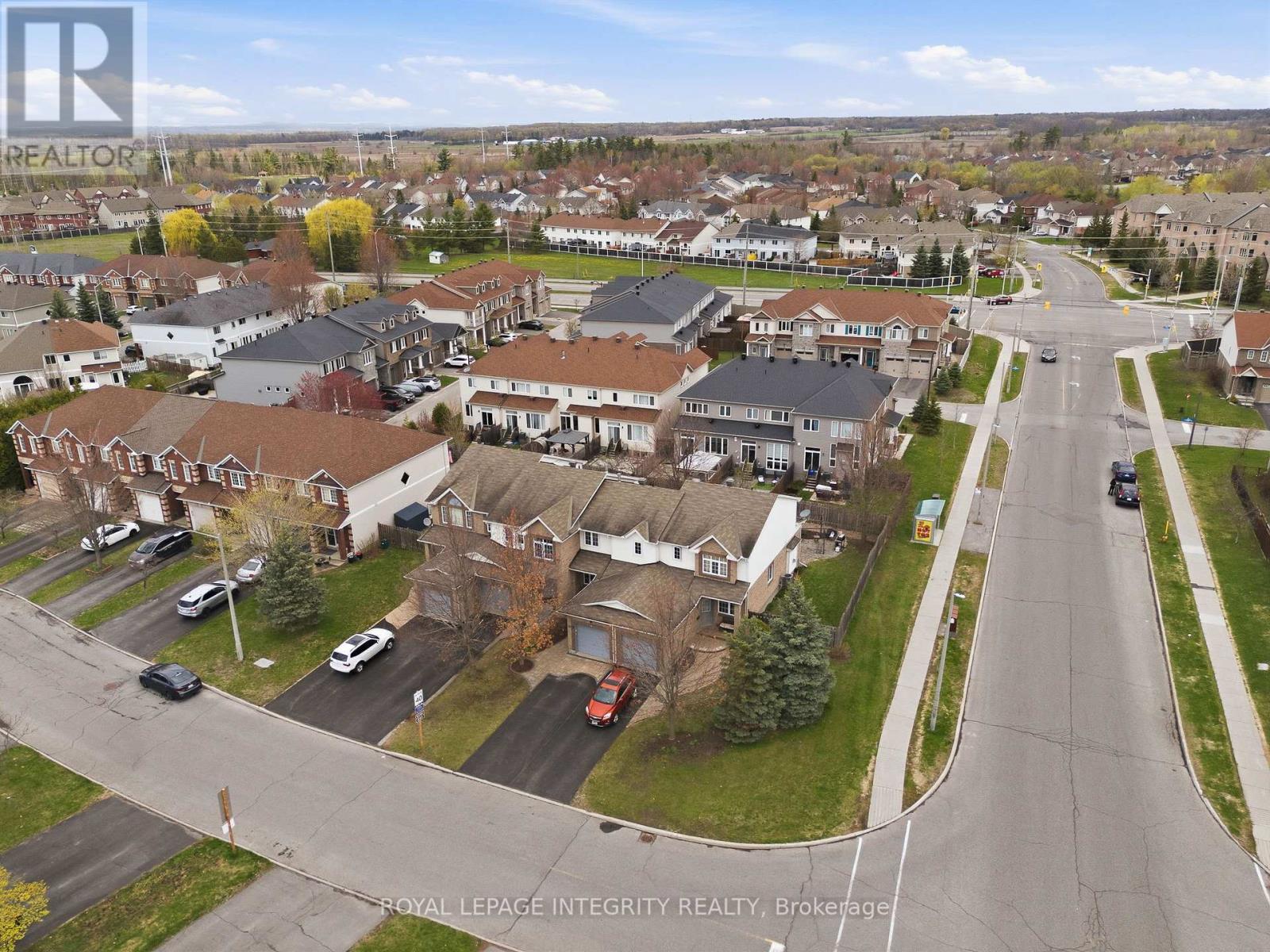1073 BRASSEUR CRESCENT - 32