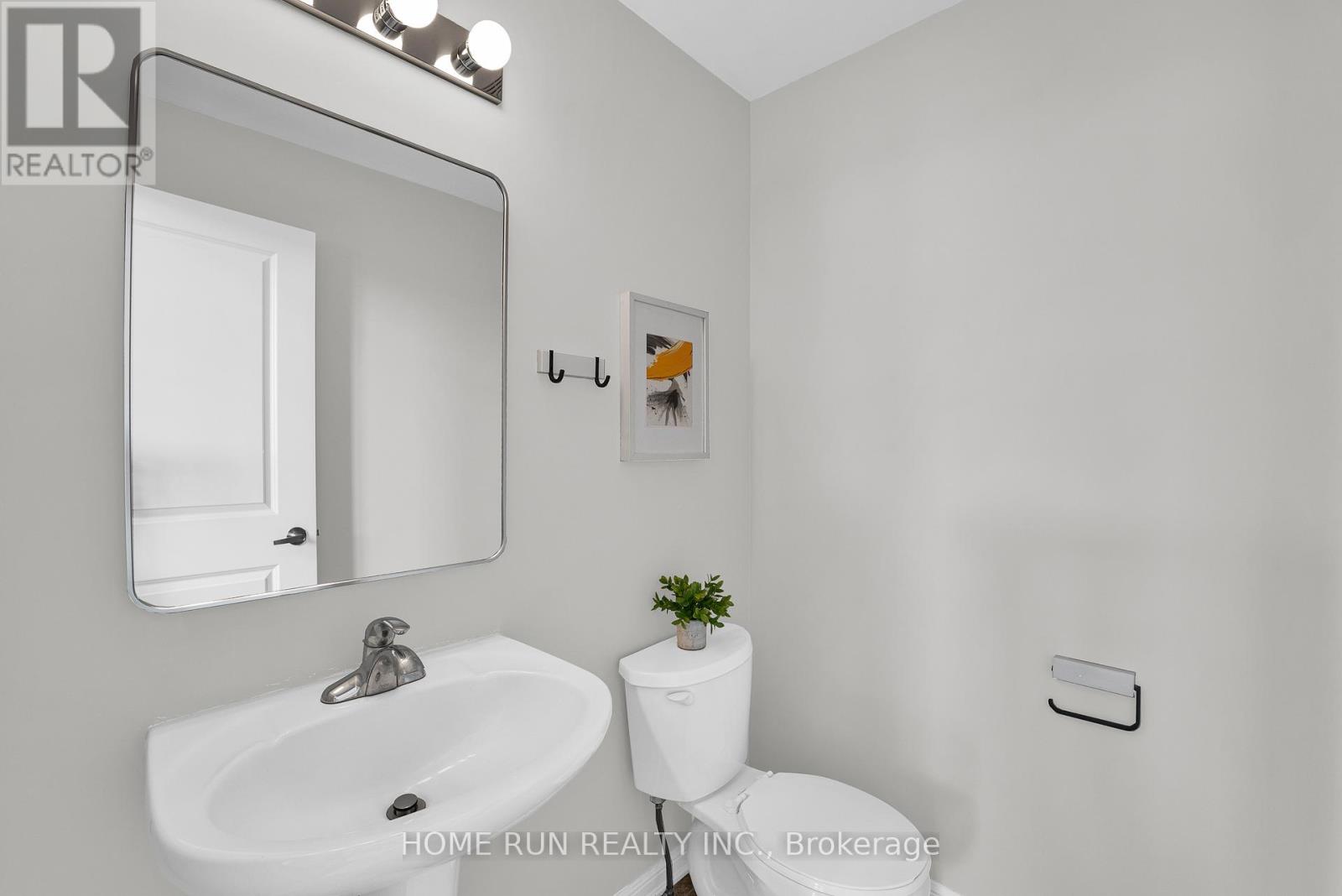 142 BATTERSEA CRESCENT - 29