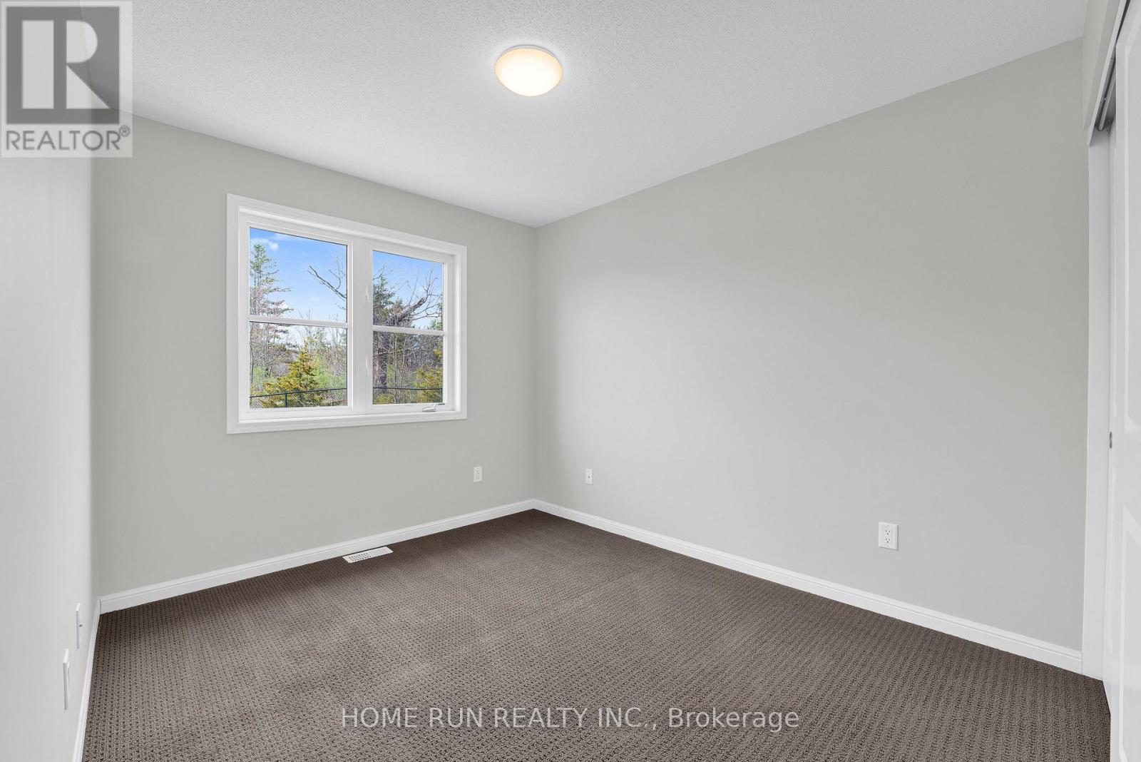 142 BATTERSEA CRESCENT - 37