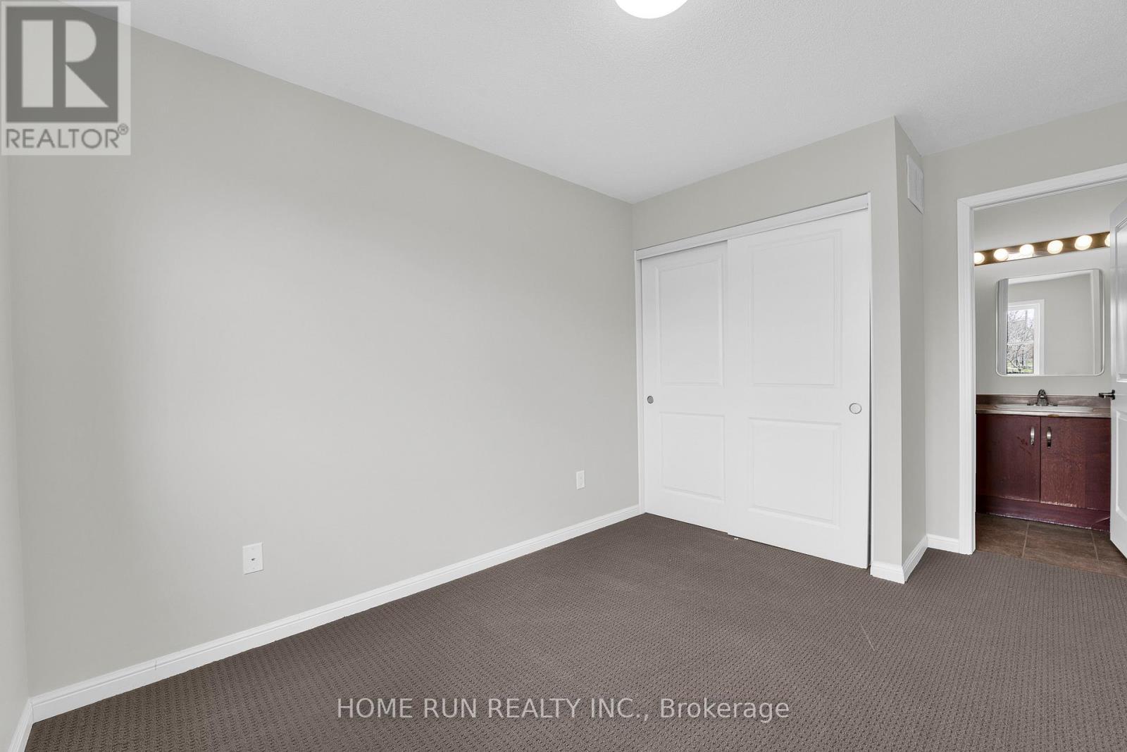142 BATTERSEA CRESCENT - 38