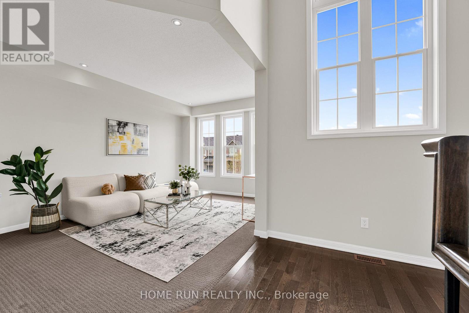 142 BATTERSEA CRESCENT - 4
