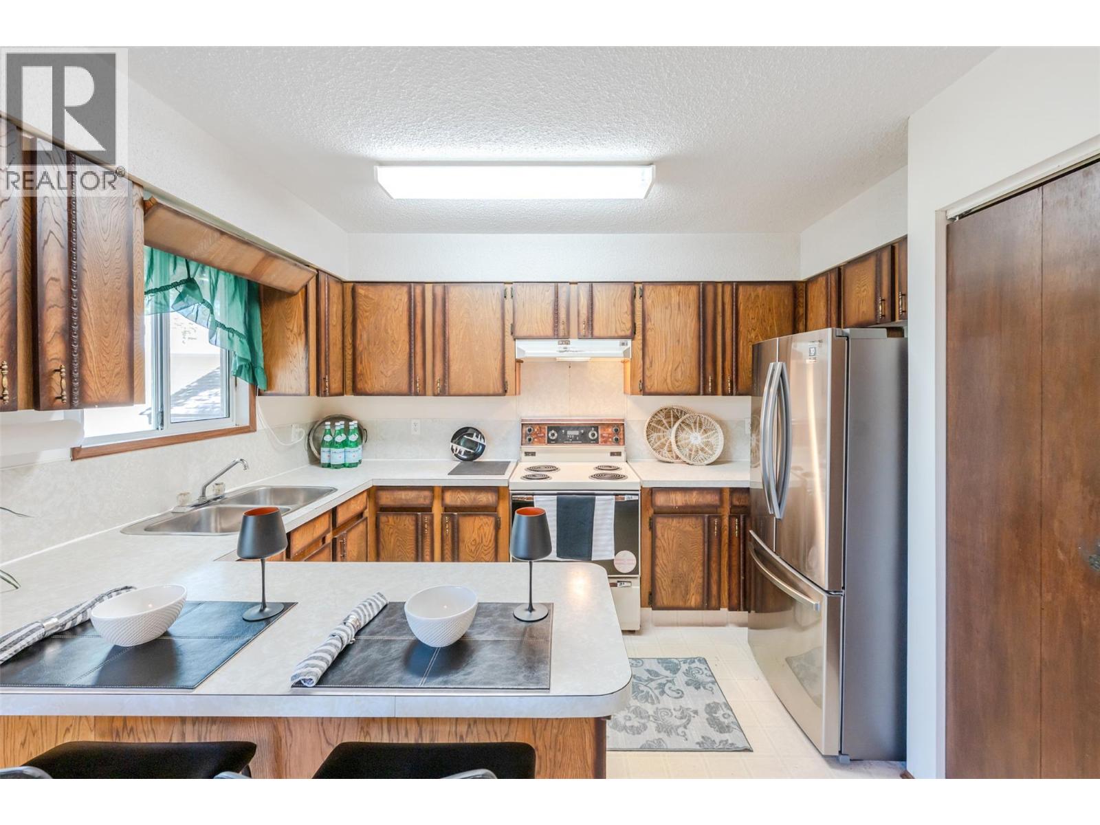 1083 Morningstar Road, Oliver