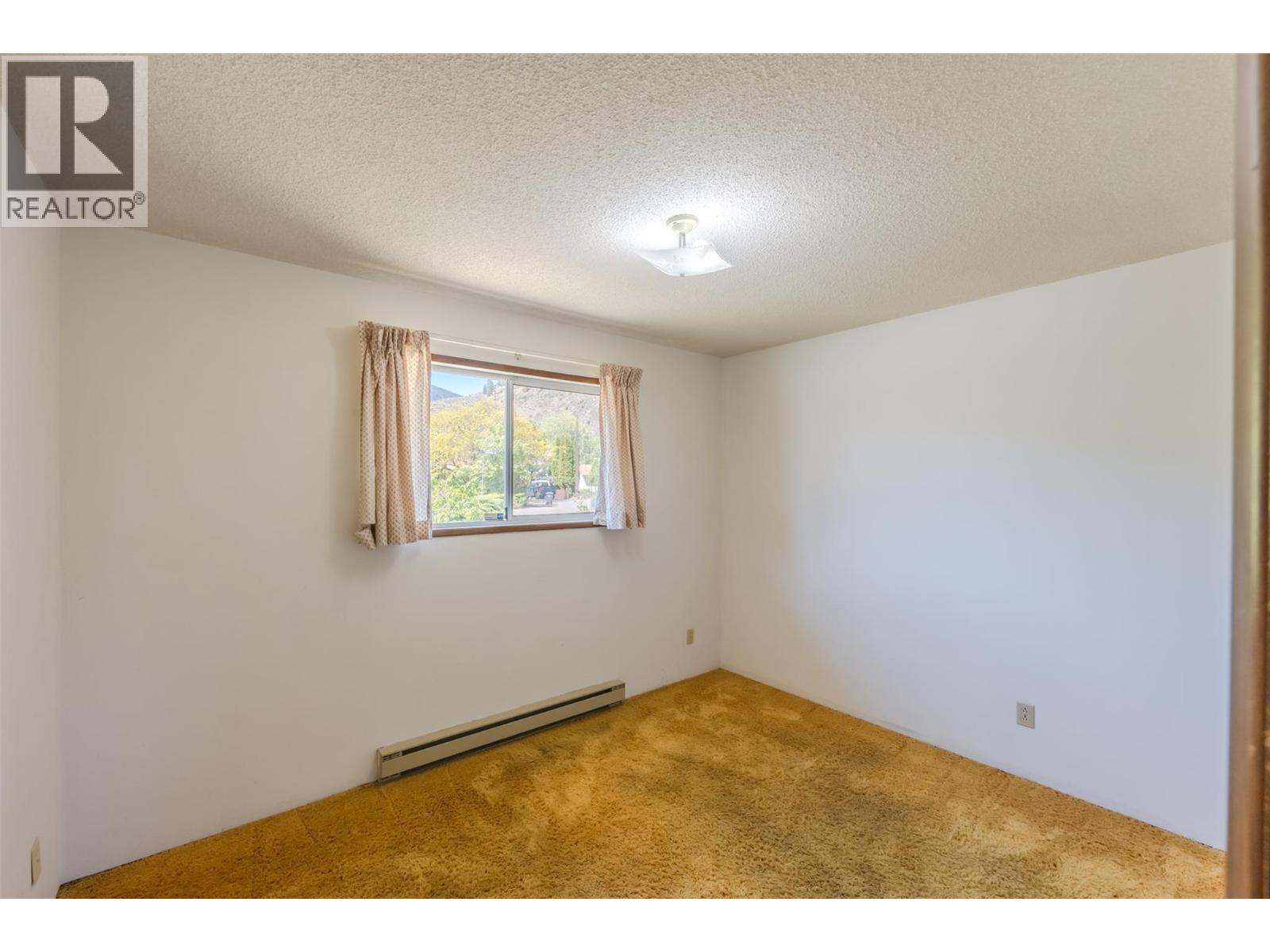 1083 Morningstar Road, Oliver