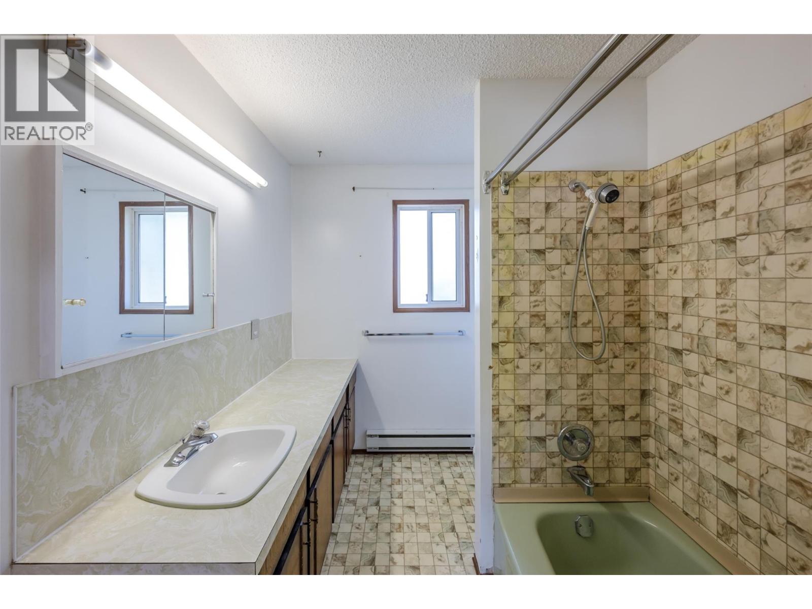 1083 Morningstar Road, Oliver