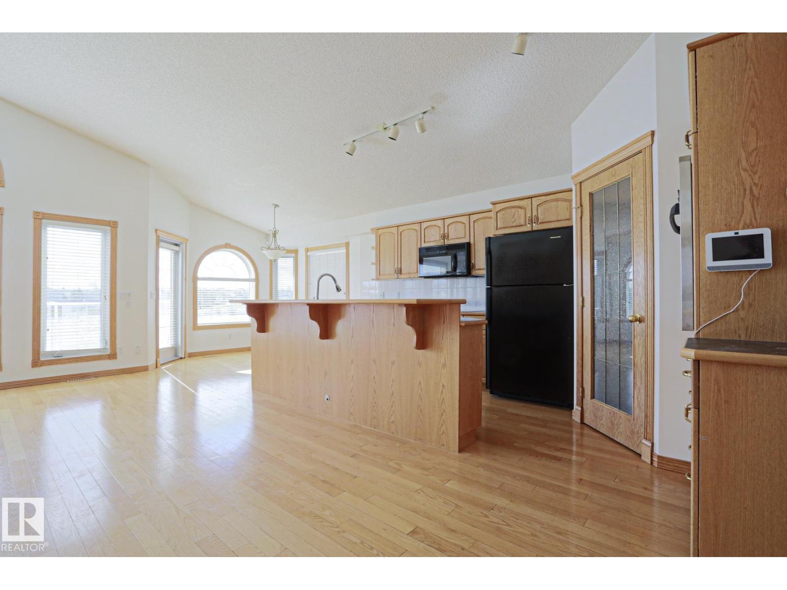16203 89 ST NW, Edmonton