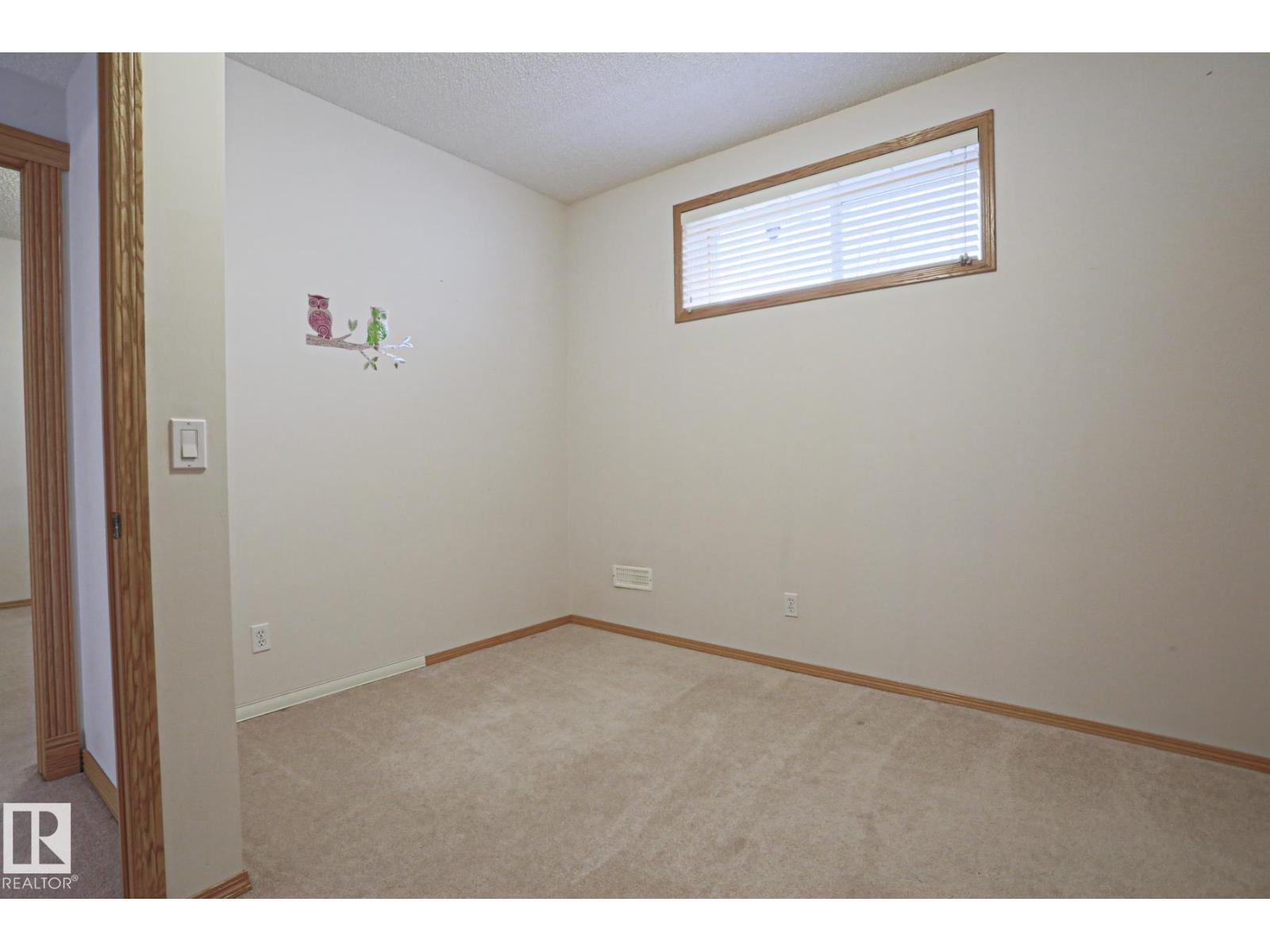 16203 89 ST NW, Edmonton