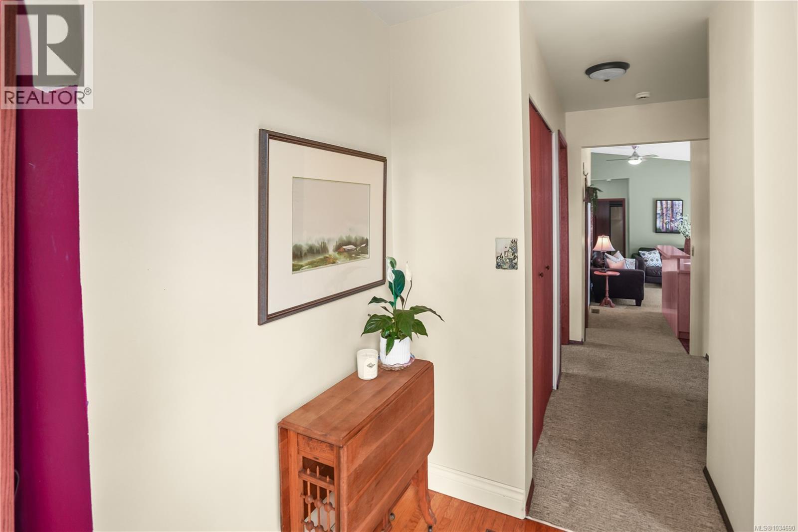  180 Island Highway, View Royal