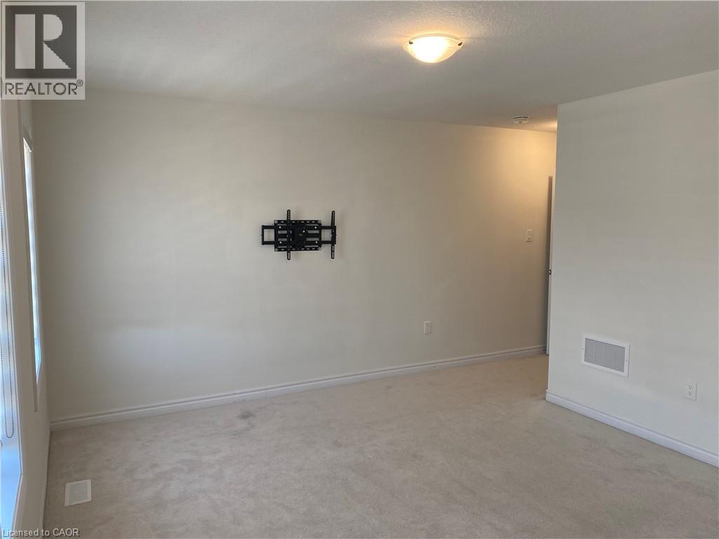 2 CAHILL Drive, Brantford, Ontario, N3T0V5 — Photo 12