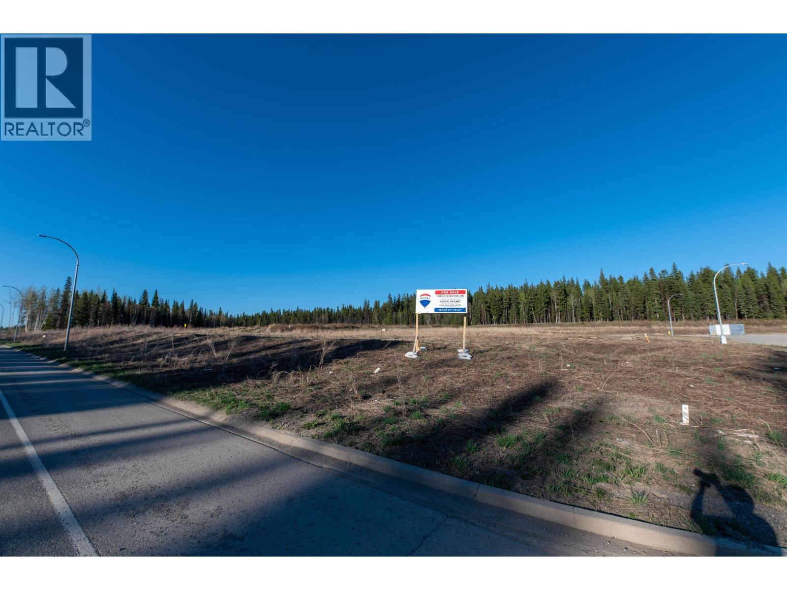 Photo 10 of 32 — 1044 LEGACY ROAD · Prince George, BC